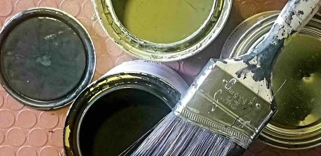 зеленая краска